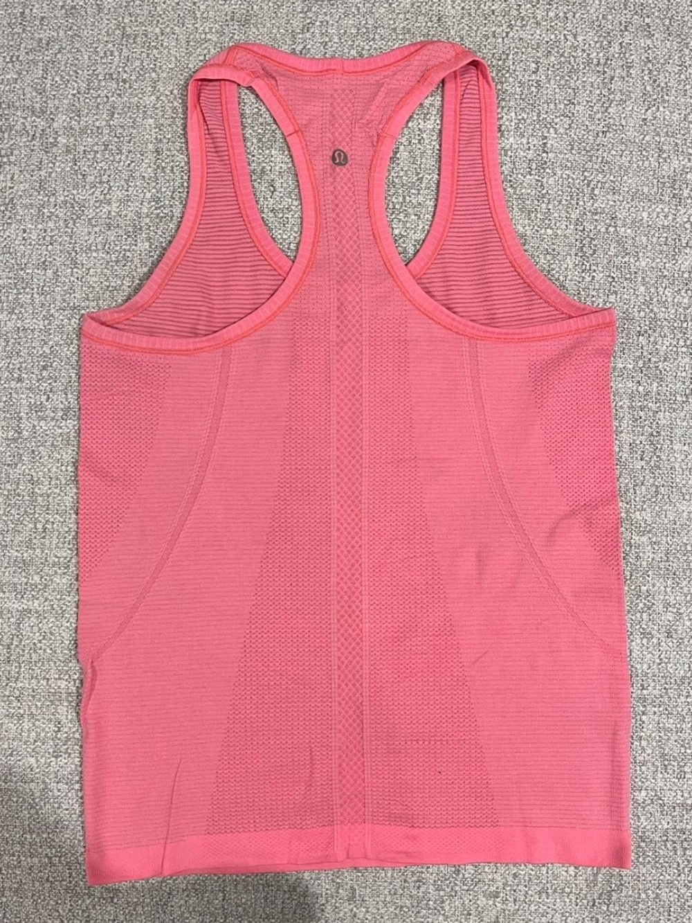 Lululemon Swifty Tech Racerback - Picture 3 of 4
